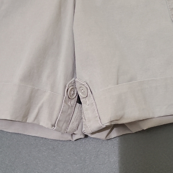STYLE & CO Women's Casual Flat Front Khaki Tan Shorts - Size 12 - Picture 4 of 13